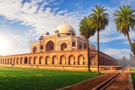 Best of Old & New Delhi in 8 Hours Tour