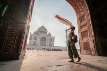 Taj Mahal Tour from Delhi by Premium Car