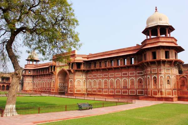 Taj Mahal Tour from Delhi by Express Train