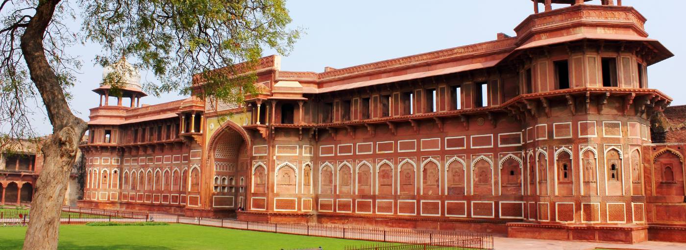 Taj Mahal Tour from Delhi by Express Train